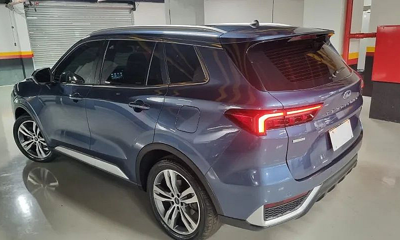 Ford Territory Titan...
