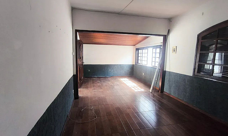 Alugo Casa Térrea Em...