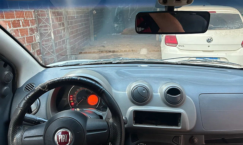 Fiat Uno Vivace Cele...