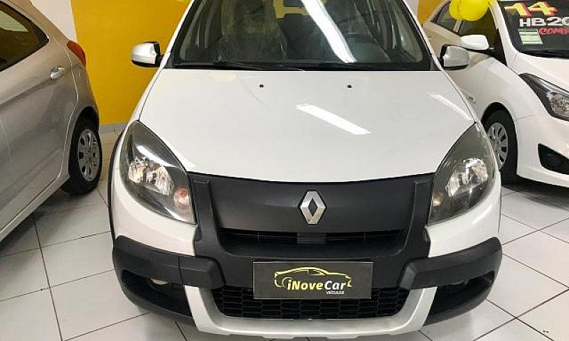 Renault Sandero 2012...