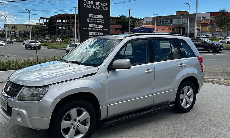Suzuki Grand Vitara ...