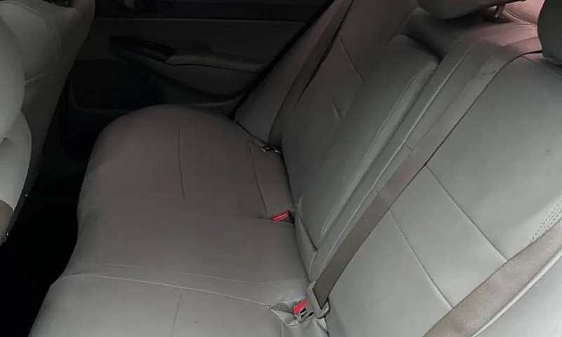 Honda Civic Sedan Lx...
