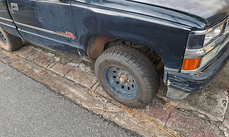 Chevrolet Silverado ...