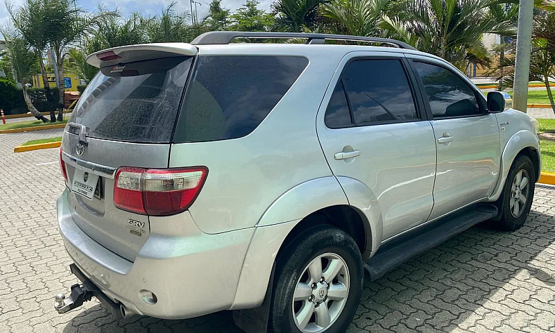 Toyota Hilux Sw4 Srv...