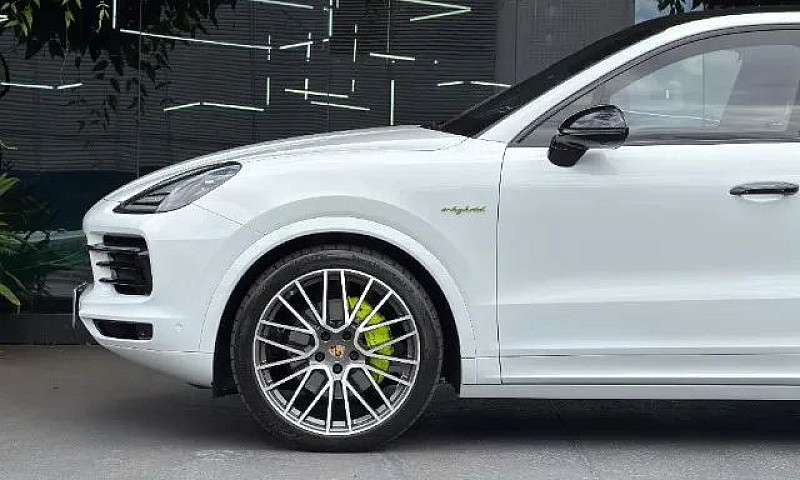 Porsche Cayenne Coup...