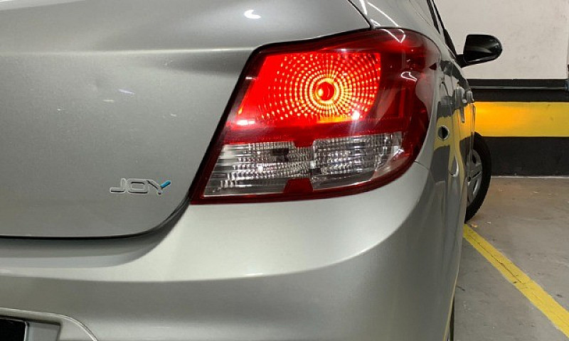 Chevrolet Onix 2018...