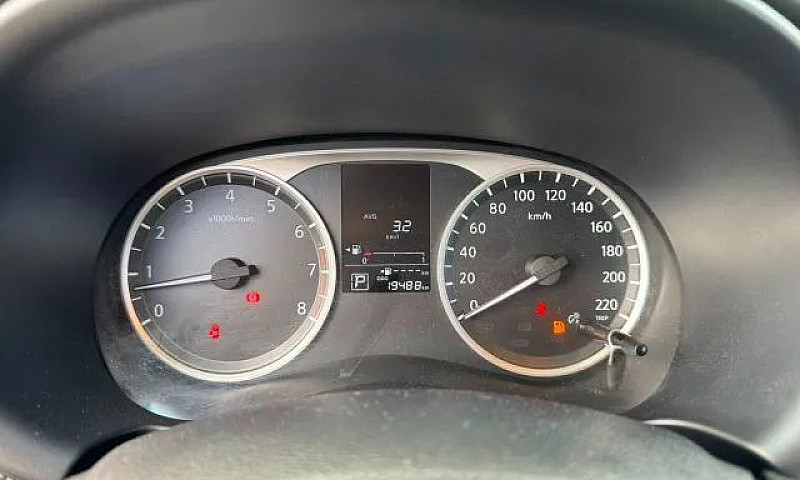 Nissan Kicks Sense 1...