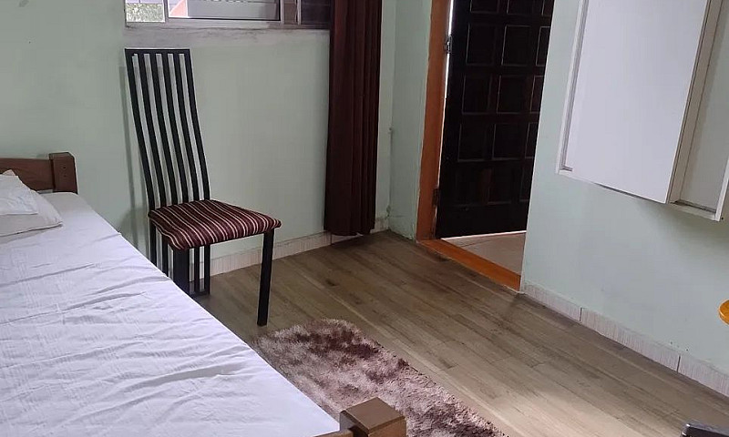 Aluguel De Uma Suíte...