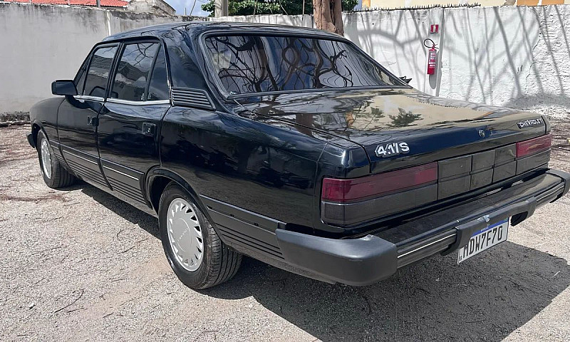 Chevrolet Opala Dipl...