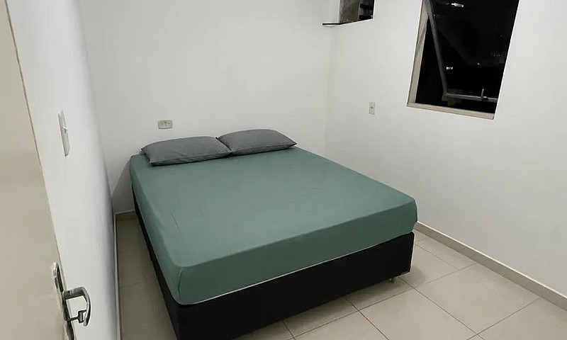 Quarto Para Alugar -...