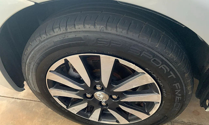 Toyota Etios Platinu...