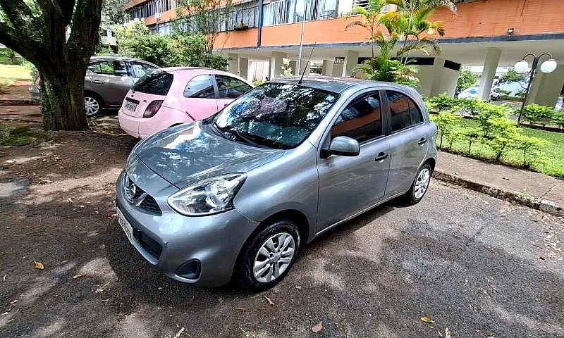 Nissan March S 1.0 1...