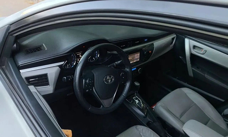 Toyota Corolla Xei 2...