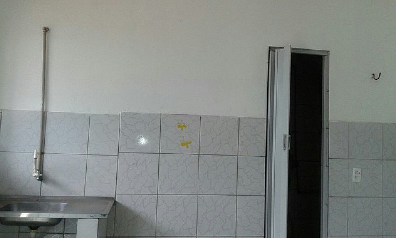 Quitinete Kitinete K...