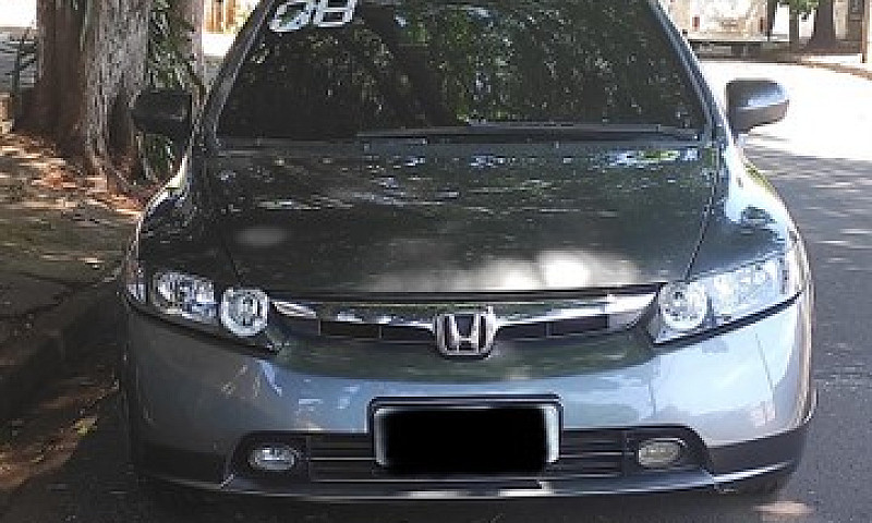 Honda Civic 1.8...