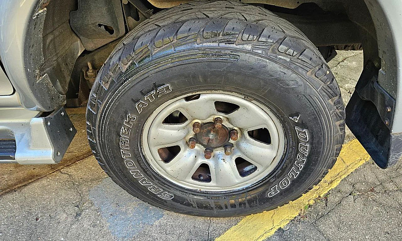 Mitsubishi Pajero Sp...