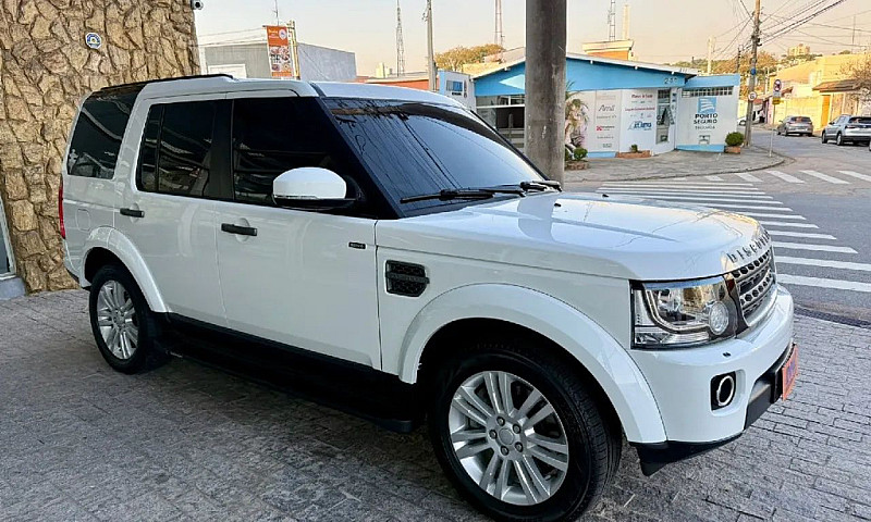 Land Rover Discovery...