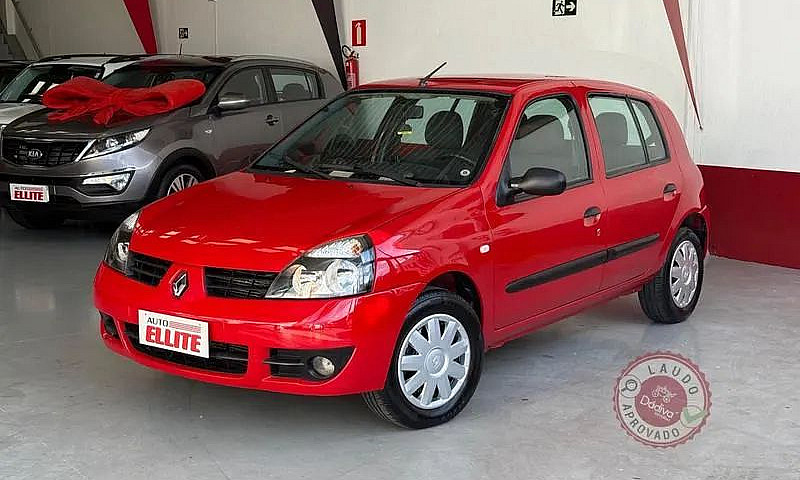Renault Clio Cam1016...