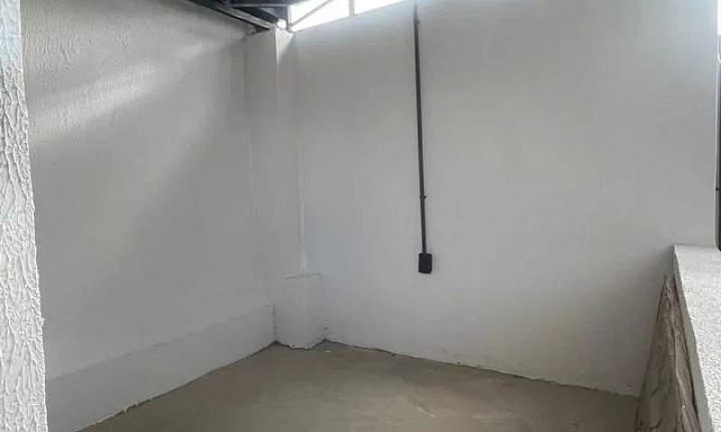 Alugo Galpão Perto D...