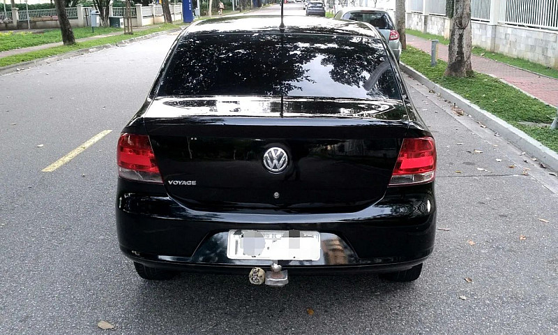 Volkswagen Voyage 1....