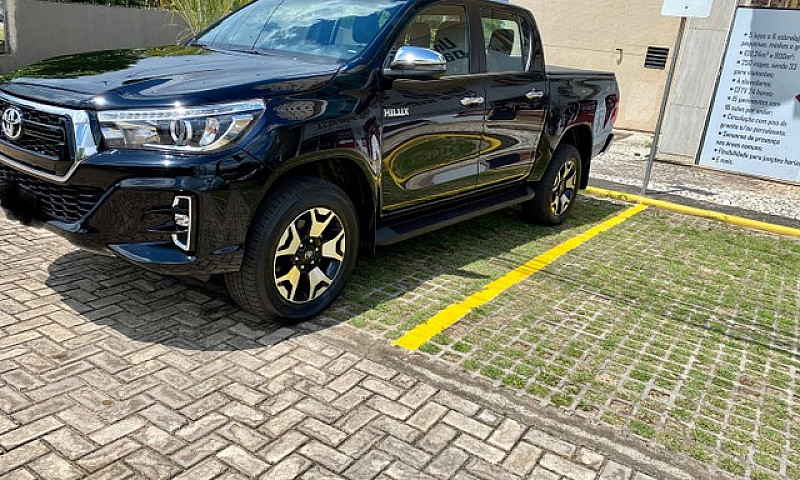 Toyota Hilux Srx 202...