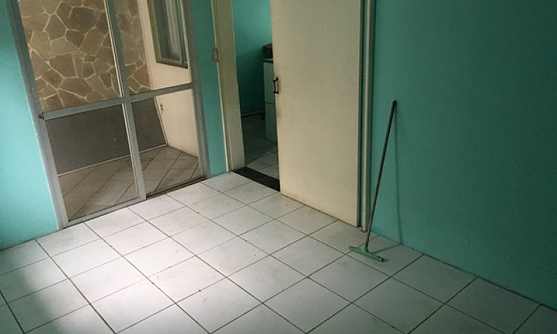 Casa No Centro/Poço ...