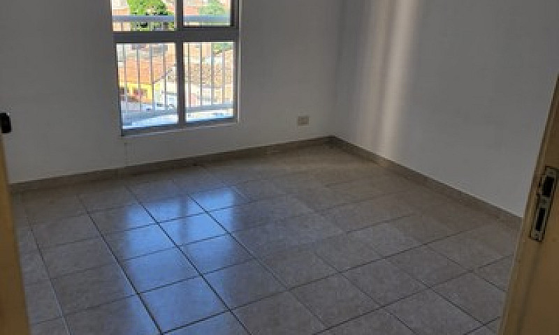Condomínio Villa Mae...