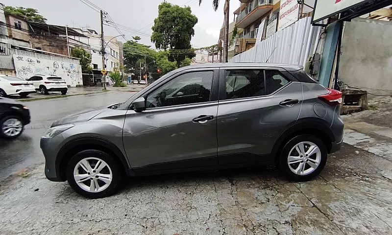 Nissan Kicks Active ...