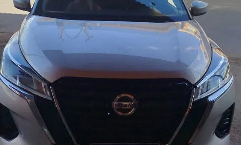 Nissan Kicks Sense 1...