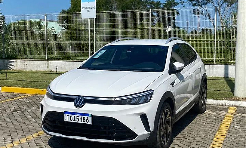Volkswagen Nivus Hig...