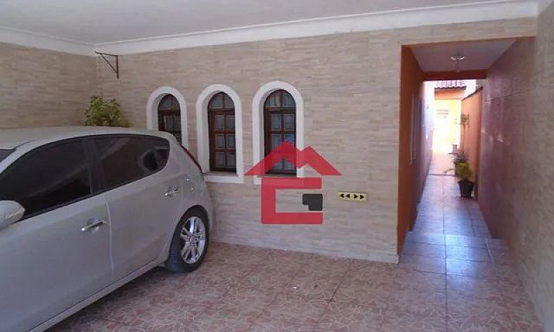 Casa Com 3 Dormitóri...