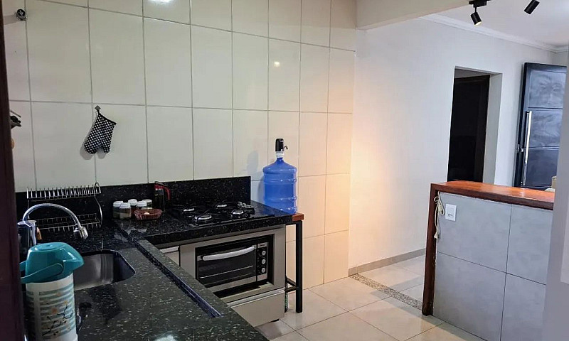 Casa Em Terreno De 3...