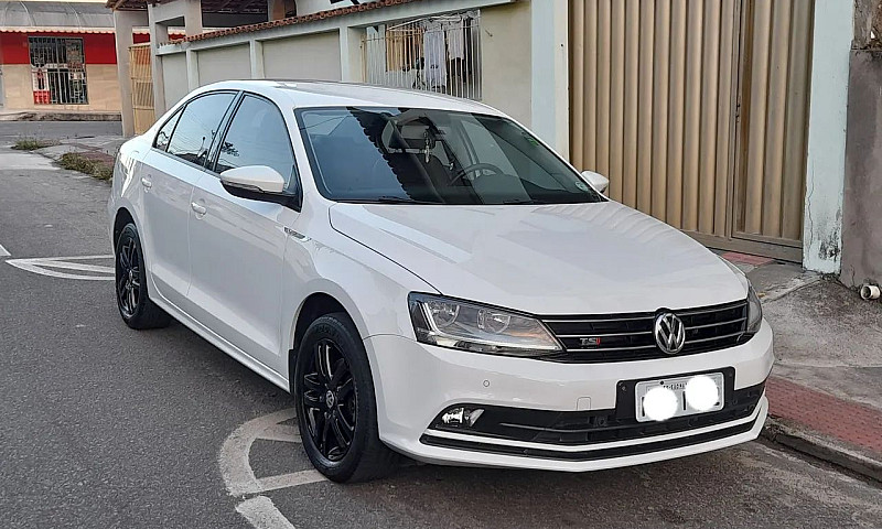 Volkswagen Jetta Com...
