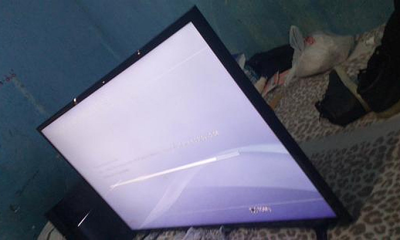 Smart Tv 40 Apenas V...