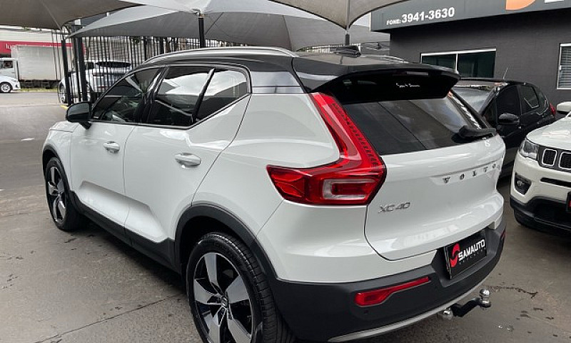 Volvo Xc-40 T5 Momen...