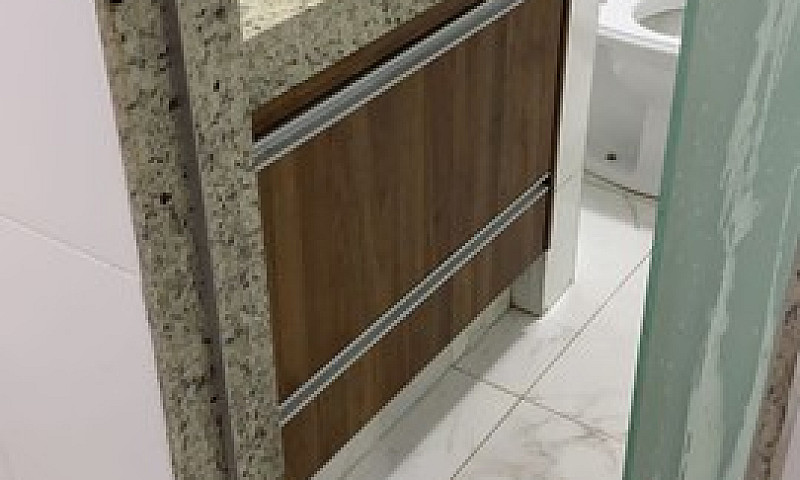 Aluga-Se Casa Em Aba...