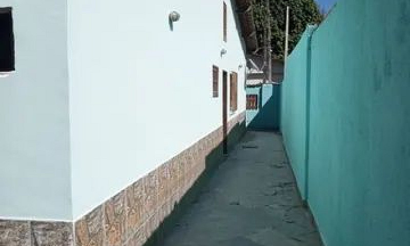 Casa Com 3 Dormitóri...