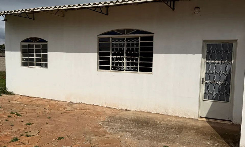 Casa 4 Quartos Com S...