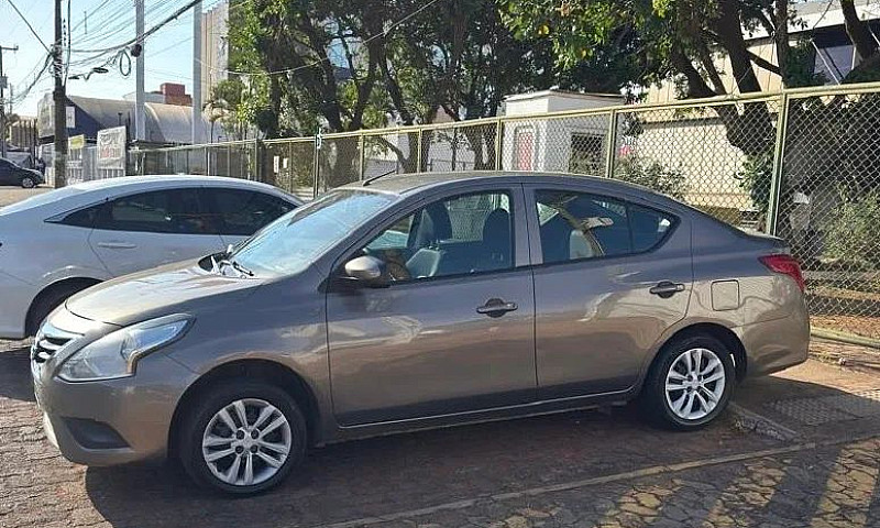 Nissan Versa 1.0 12V...