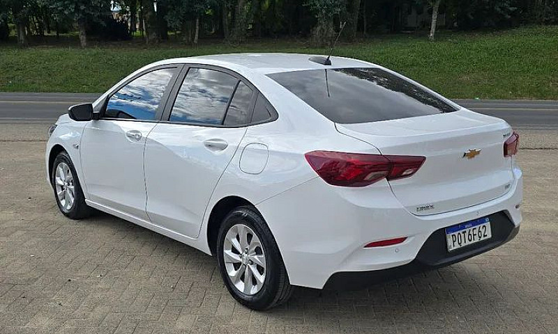Chevrolet Onix Plus ...