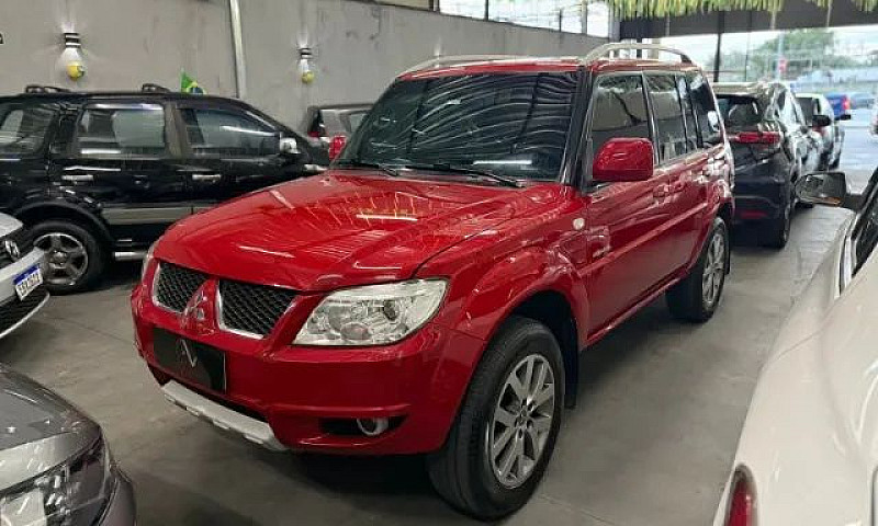 Mitsubishi Pajero Tr...