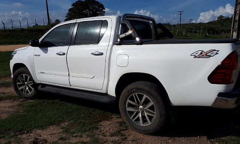 Toyota Hilux...