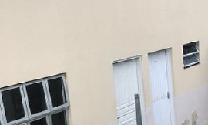 Casa Térrea Com 80M2...