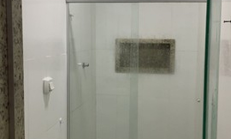 Aluga-Se Casa Em Aba...