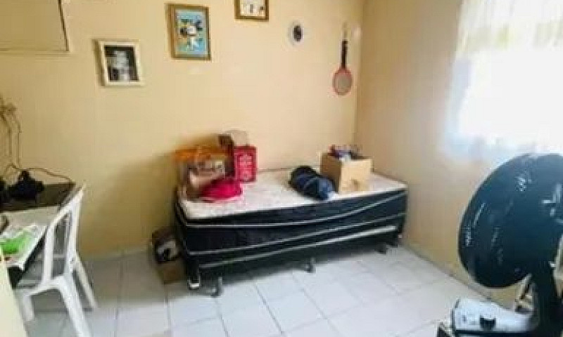 Vendo Essa Casa No O...