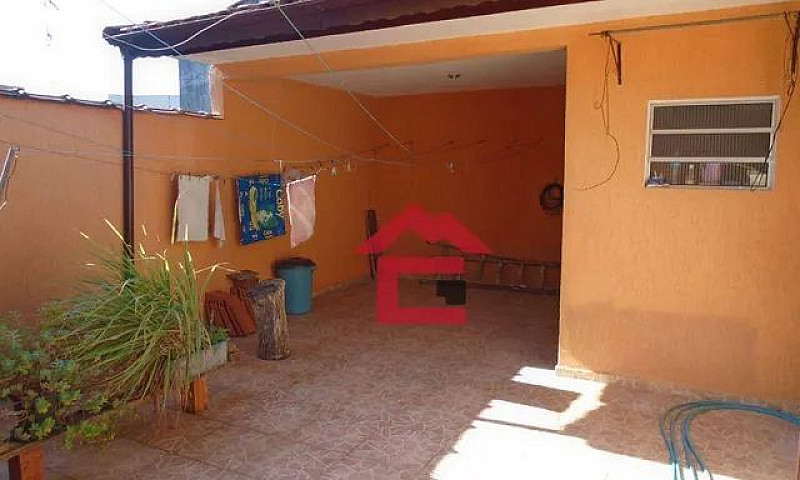 Casa Com 3 Dormitóri...