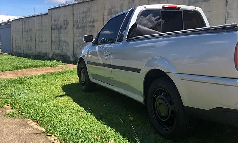 Saveiro 1.8 Completo...