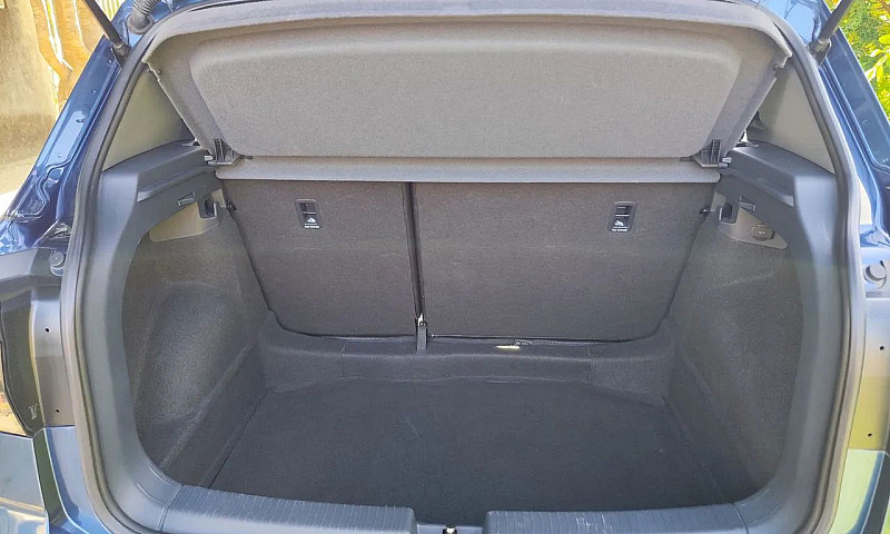Volkswagen T-Cross 1...