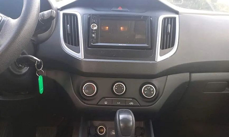 Hyundai Creta Attitu...