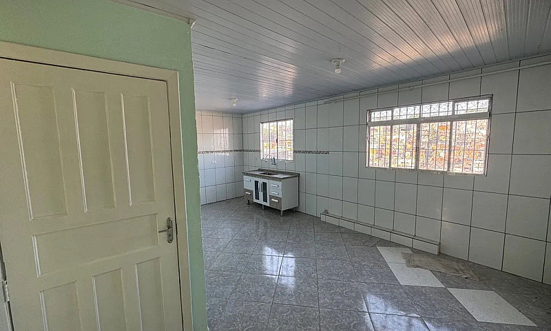 Alugo Casa 3 Cômodos...